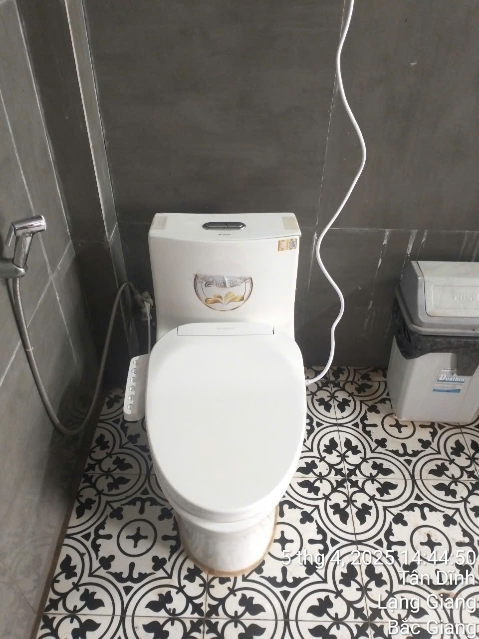 Tạm Biệt Giấy Vệ Sinh – Gia Đình Tôi Đã Chọn SooJee!